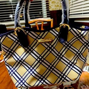 Tupperware lunch box